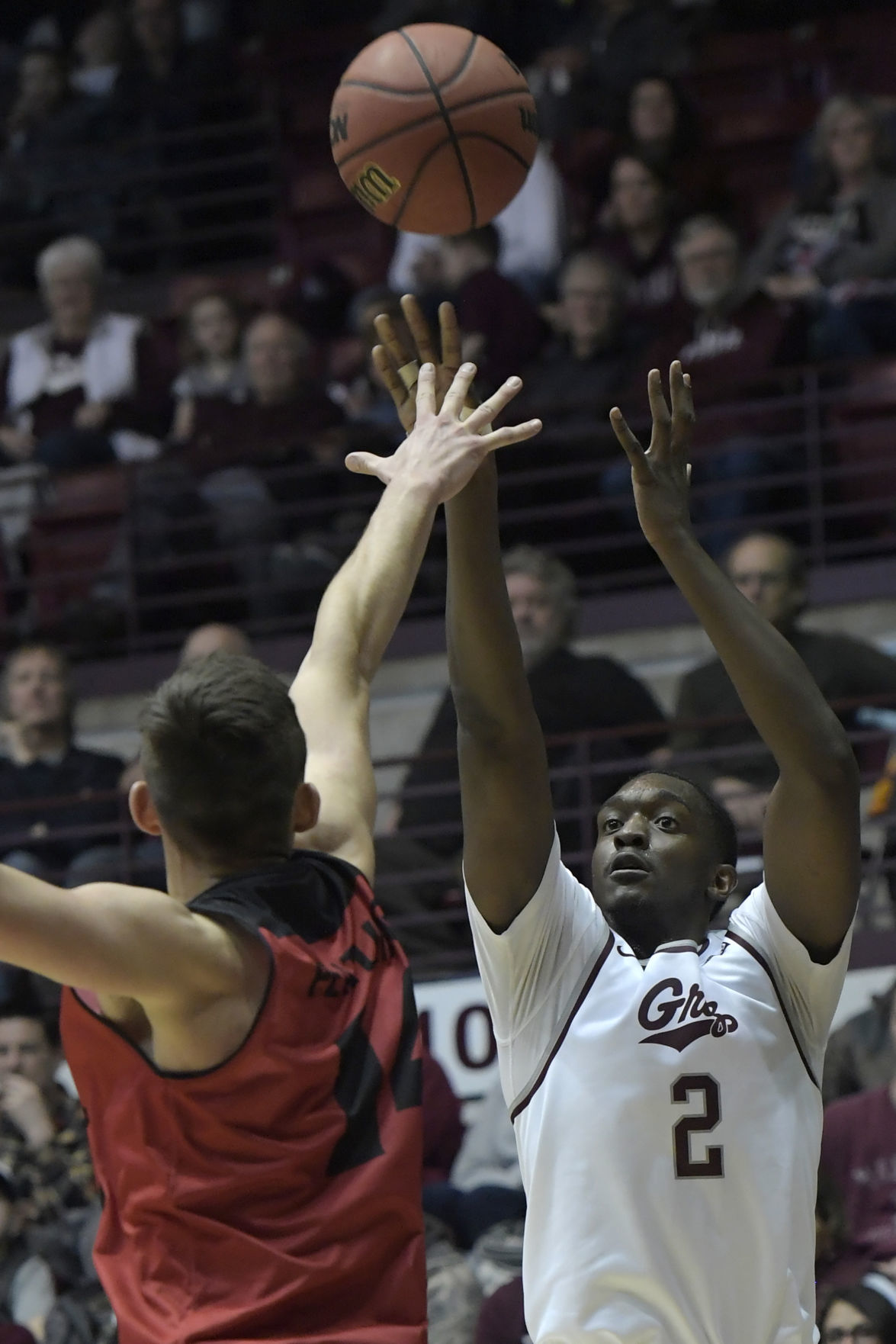 Griz vs Eastern-6-tm.jpg